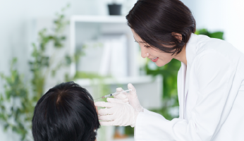 医師の手打ちによる局所注射