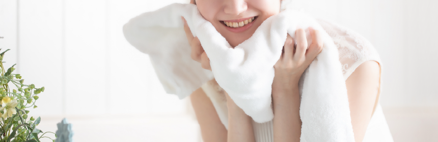 肌に摩擦や刺激を与える